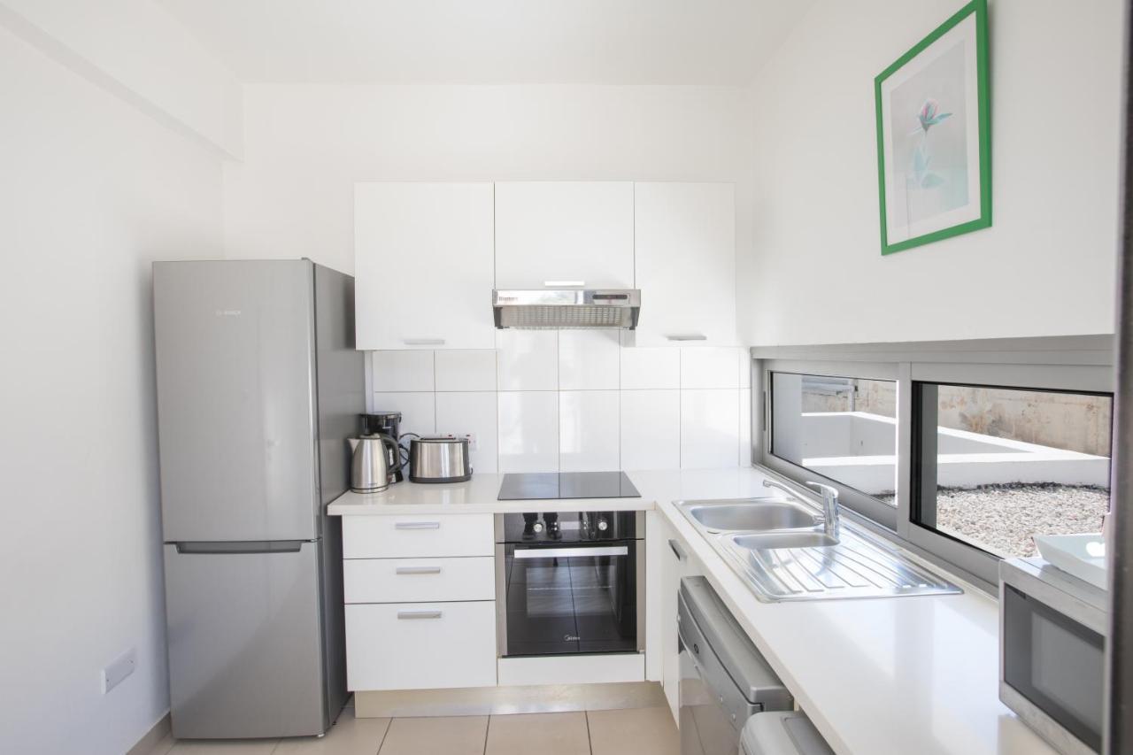 Esprit Villa 30 Полис Екстериор снимка